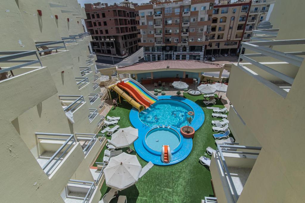 ديكسون روما الغردقة