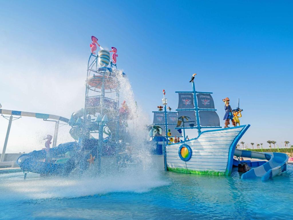 فندق موفنبيك سوما باى