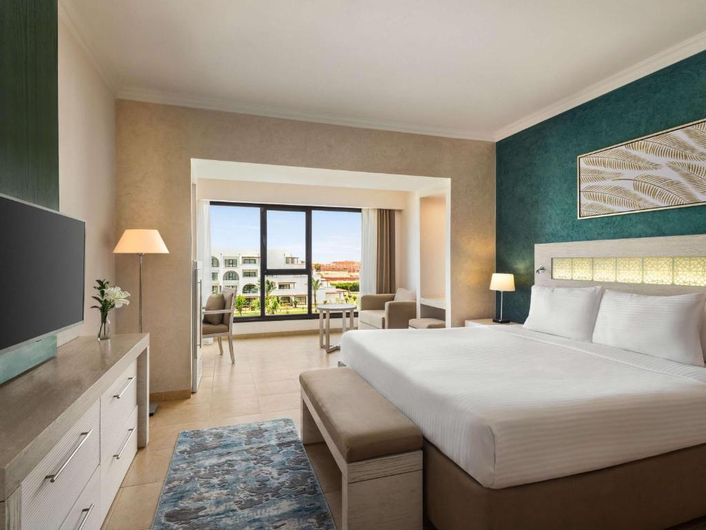 فندق موفنبيك سوما باى