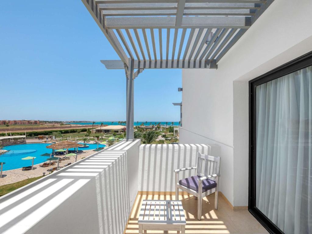 فندق موفنبيك سوما باى