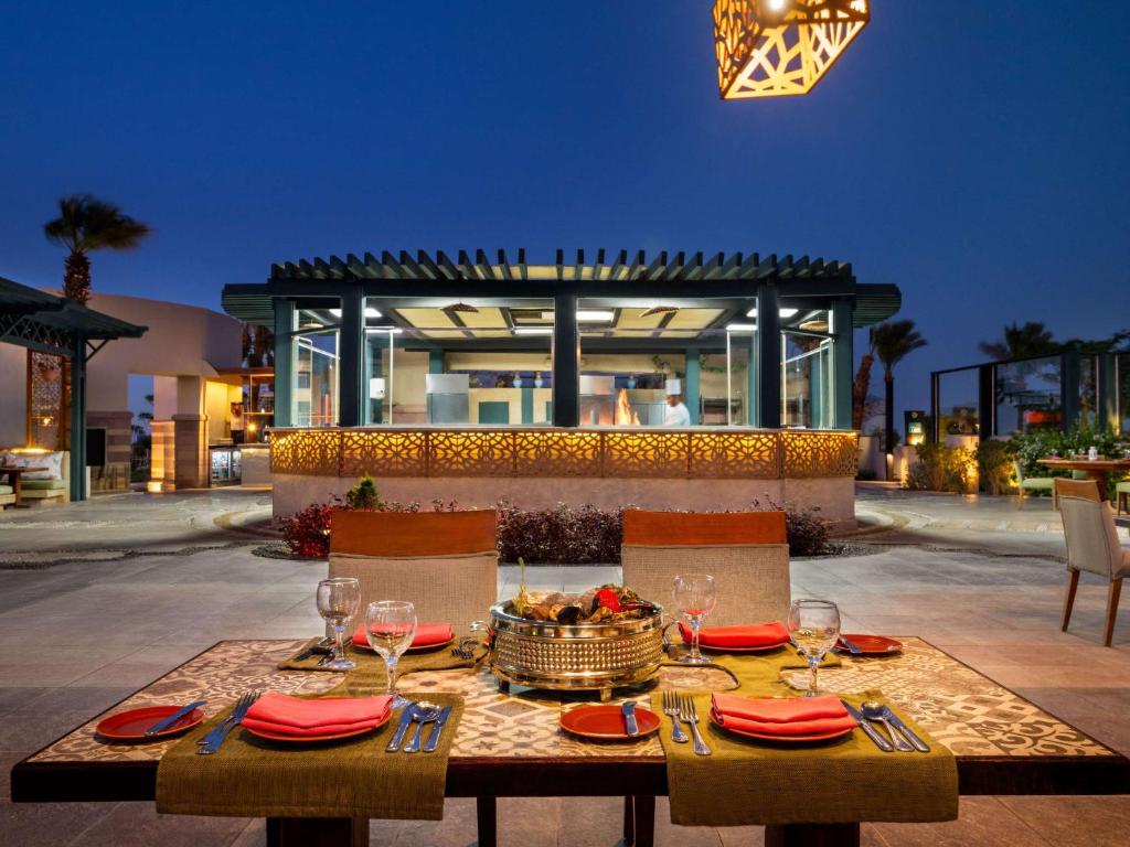 فندق موفنبيك سوما باى